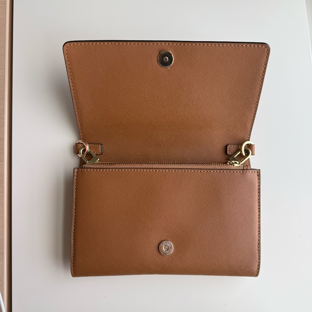 Tory Burch Robinson Wallet on Chain - Brown - Picture 5 of 13